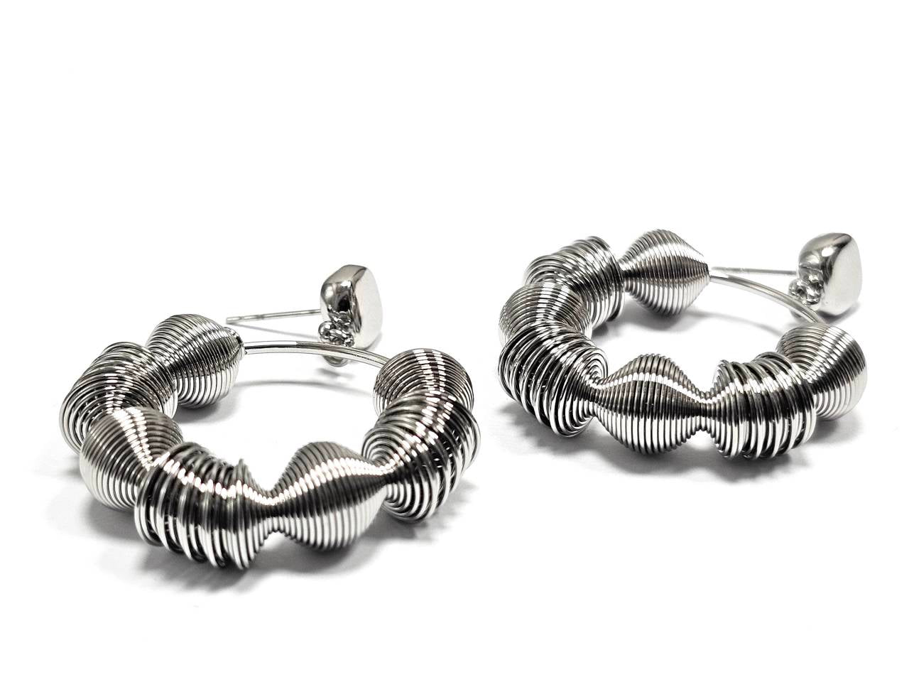 Μοντέρνα Σκουλαρίκια με Σπειροειδή Αλυσίδα και Μεταλλικό Καπάκι | 2422-018A