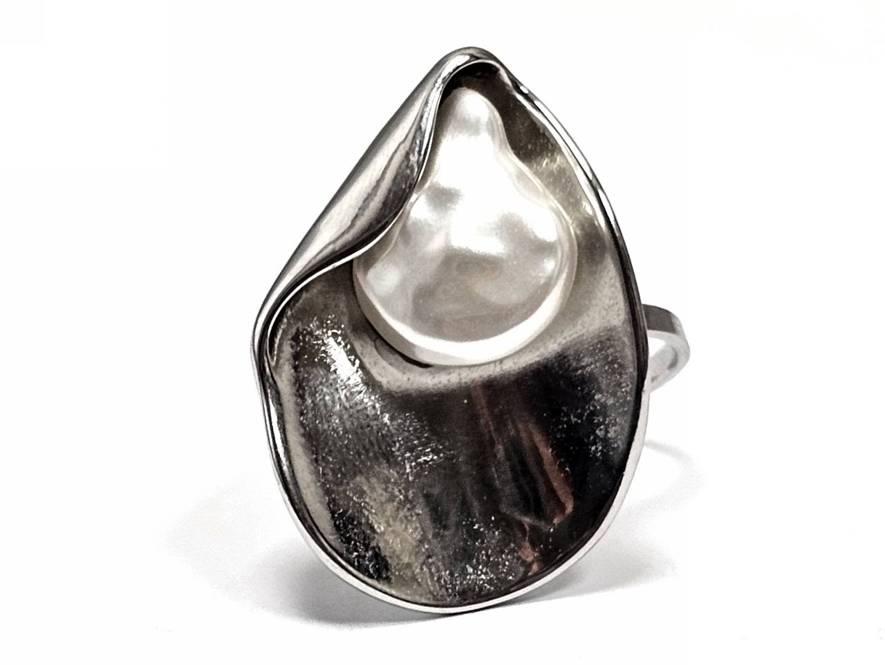 Γυναικείο Δαχτυλίδι με Ακανόνιστο Ασημί Πλαίσιο και Μαργαριτάρι | 2512-424A