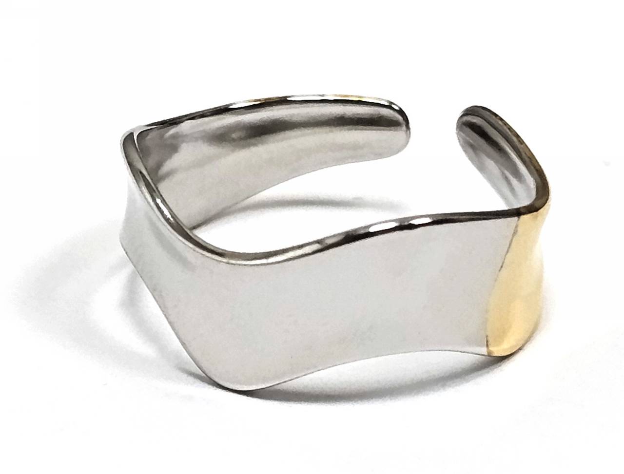 Γυναικείο Δαχτυλίδι Ανοιχτού Σχεδίου από Ασήμι και Χρυσό με Κυματιστή Γυαλιστερή Επιφάνεια | 2512-433A