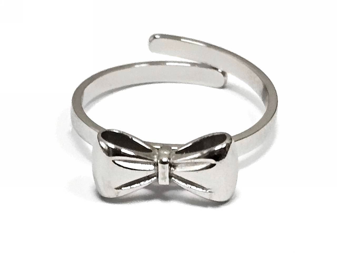 Γυναικείο Ασημί Δαχτυλίδι με Σχέδιο Φιόγκο και Ρυθμιζόμενο Μέγεθος | 2512-443A