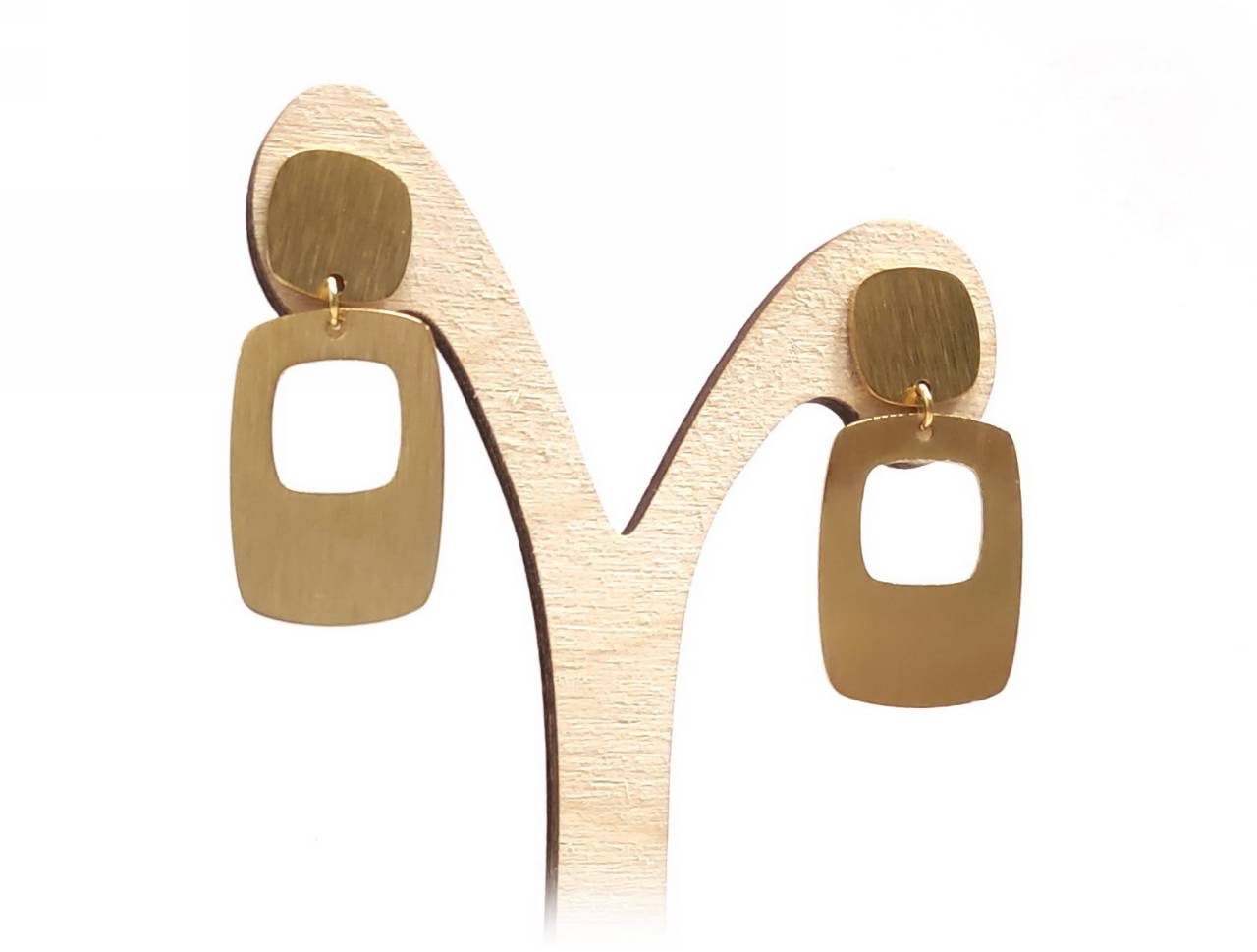 Μοντέρνα Χρυσόχρωμα Μπρούτζινα Σκουλαρίκια με Διακοσμητική Οπή | 2412-116X