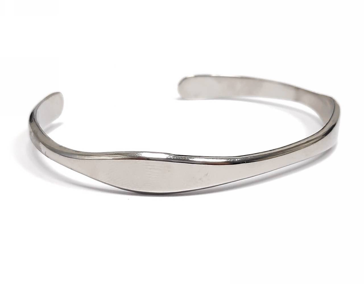 Λεπτό Ασημένιο Βραχιόλι με Ανοιχτή Σχεδίαση και Λεία Επιφάνεια | 2412-201A