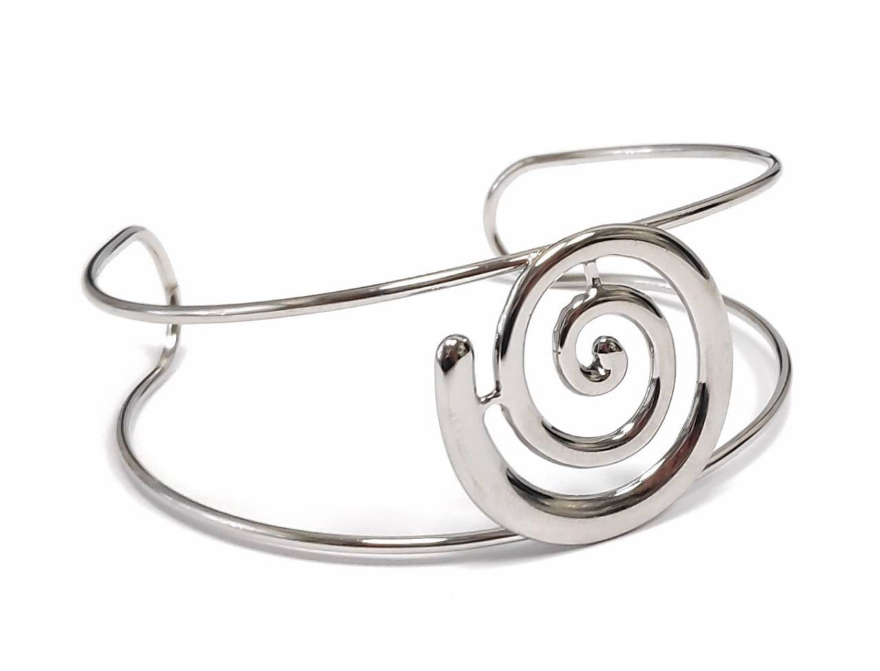 Μοντέρνο Γυναικείο Βραχιόλι Σπειροειδούς Σχεδίου από Ατσάλι | 2412-212A