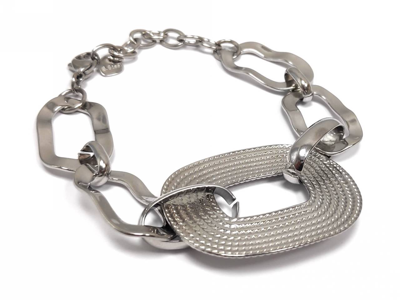 Μοντέρνο Γυναικείο Βραχιόλι με Οβάλ Κρίκους και Λεπτομερή Μεταξωτή Επιφάνεια | 2412-331A