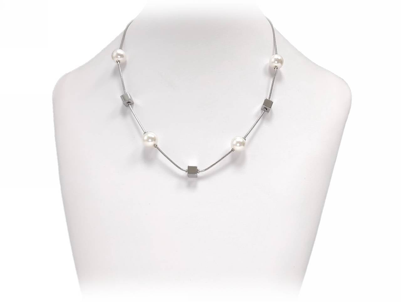 Μοντέρνο Γυναικείο Κολιέ με Μεγάλες Πέρλες και Μεταλλικά Κυβικά Στοιχεία | 2412-544A