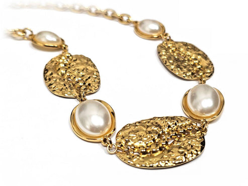 Γυναικείο κολιέ με χρυσή αλυσίδα και οβάλ διακοσμητικά στοιχεία