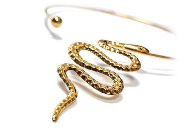 Γυναικείο χρυσό κολιέ φίδι με κυματιστό σχέδιο