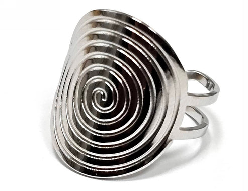 Silver Women Ring Relief Spiral closeup