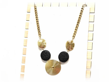 Κολιέ Πέτρα 316L, αλυσίδα με σπείρα και λάβα σε χρώμα Χρυσαφί