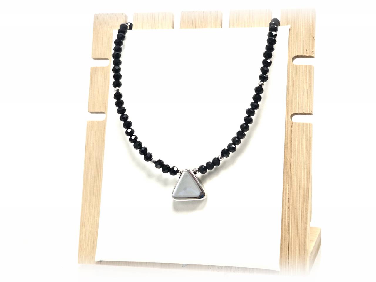 Κολιέ Ατσάλι 316L, τρίγωνο με κρυσταλλάκι σε χρώμα Ασημί