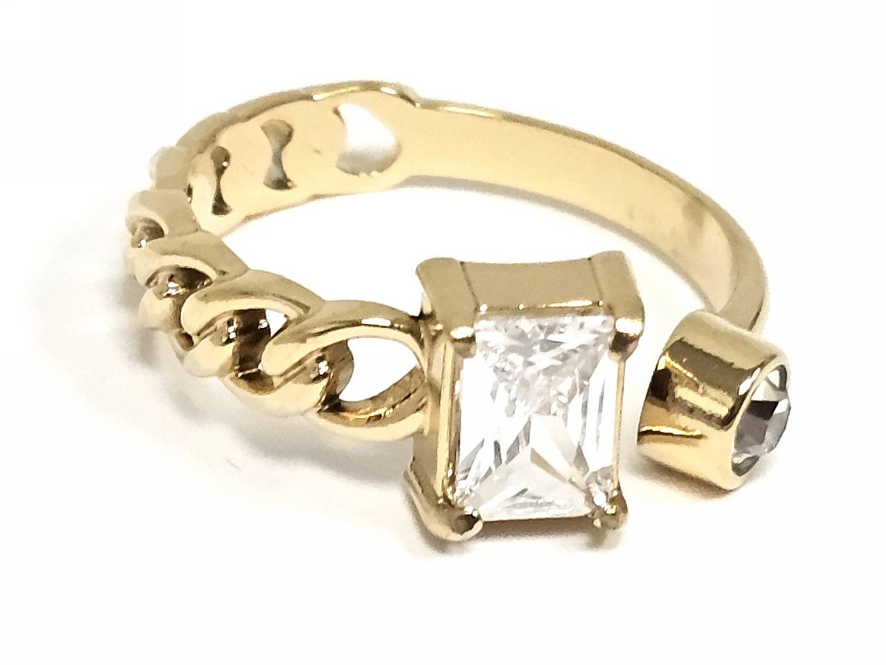 Δαχτυλίδι Ατσάλι 316L, με στρας σε χρώμα Χρυσαφί