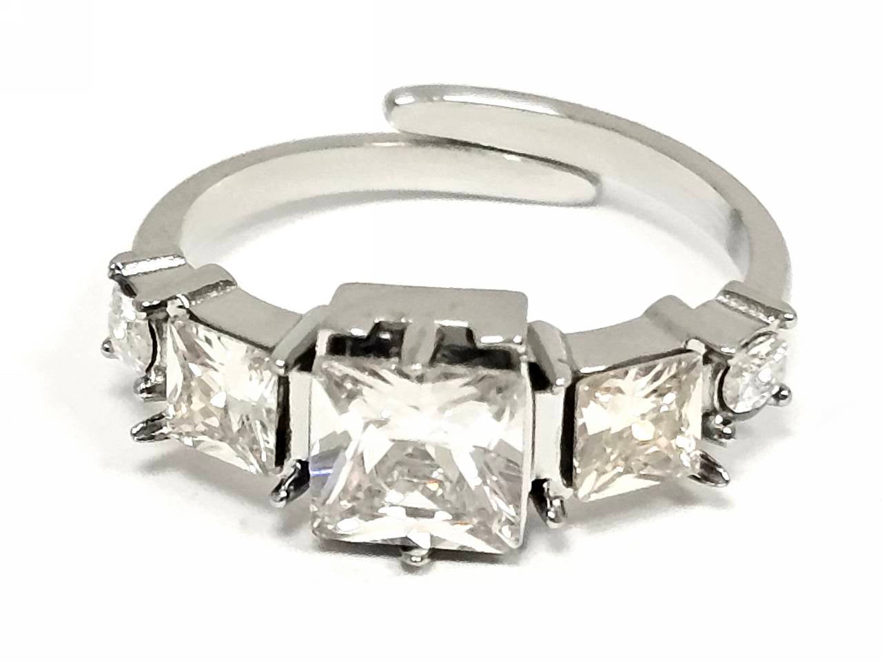 Δαχτυλίδι Ατσάλι 316L, με στρας σε χρώμα Ασημί